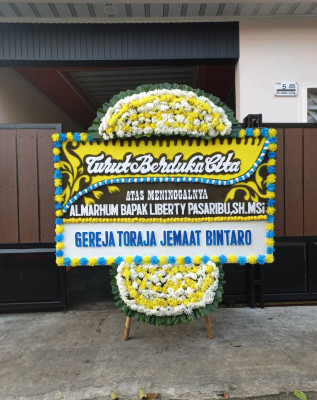 Papan Bunga Duka di Salamrejo