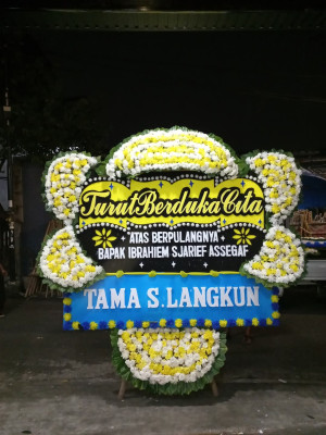 Papan Bunga Duka di Salamrejo